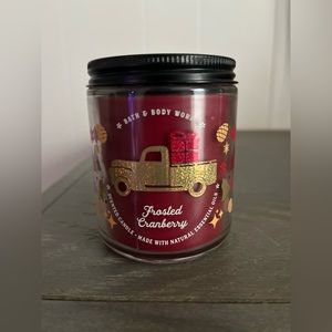 Bath and Body Works Frosted Cranberry 1 Wick Scented Candle 7 oz New